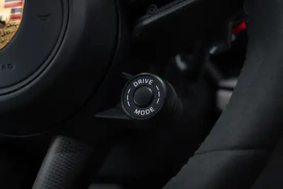 PORSCHE-911-2022