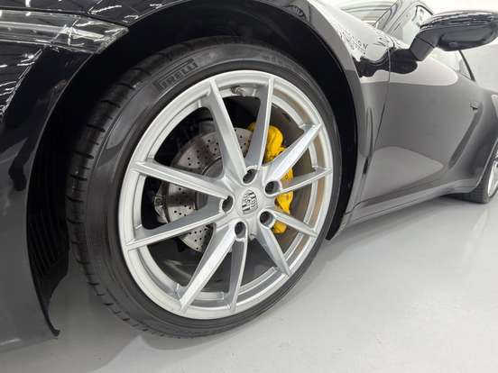 PORSCHE-911-2024