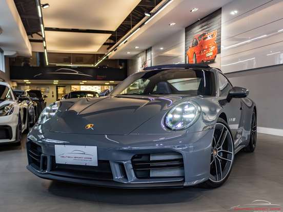PORSCHE-911-2025