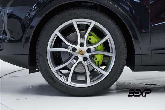 PORSCHE-CAYENNE-2020
