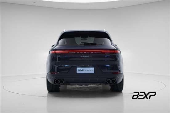 PORSCHE-CAYENNE-2024