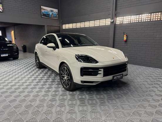 PORSCHE-CAYENNE-2024