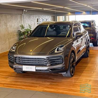 PORSCHE-CAYENNE-2018