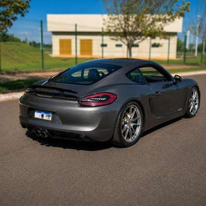 PORSCHE-CAYMAN-2015