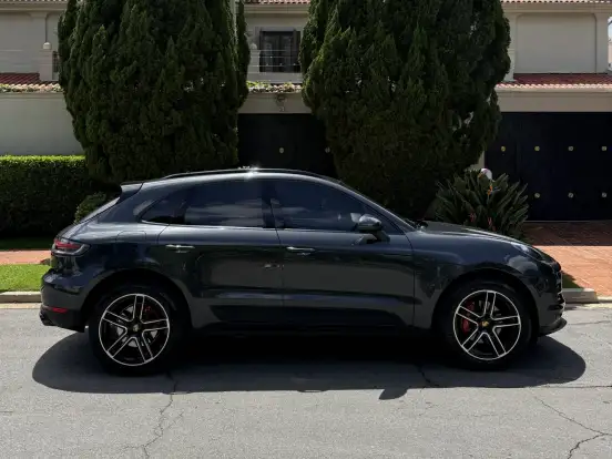 PORSCHE-MACAN-2.0 16V GASOLINA 4P AUTOMÁTICO PORSCHE-MACAN-2021