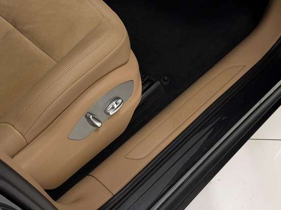 PORSCHE-MACAN-2.0 16V GASOLINA 4P AUTOMÁTICO PORSCHE-MACAN-2021