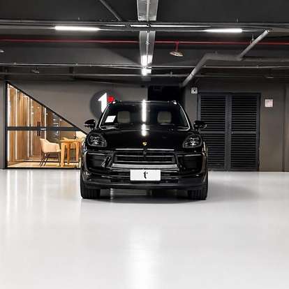 PORSCHE-MACAN-2025