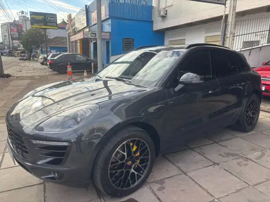 PORSCHE-MACAN-2017