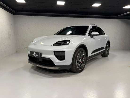 PORSCHE-MACAN-2025