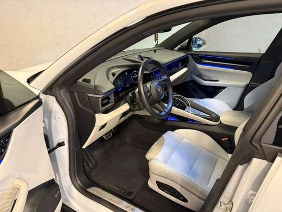 PORSCHE-MACAN-4S ELÉTRICO PORSCHE-MACAN-2025