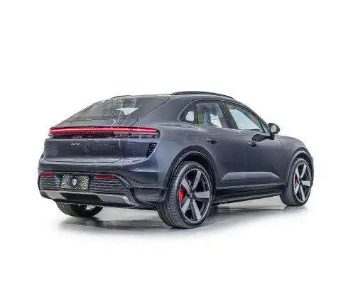 PORSCHE-MACAN-2025