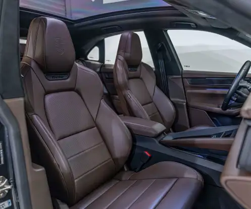 PORSCHE-MACAN-2025