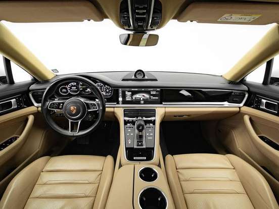 PORSCHE-PANAMERA-2.9 V6 E-HYBRID 4 PDK PORSCHE-PANAMERA-2017