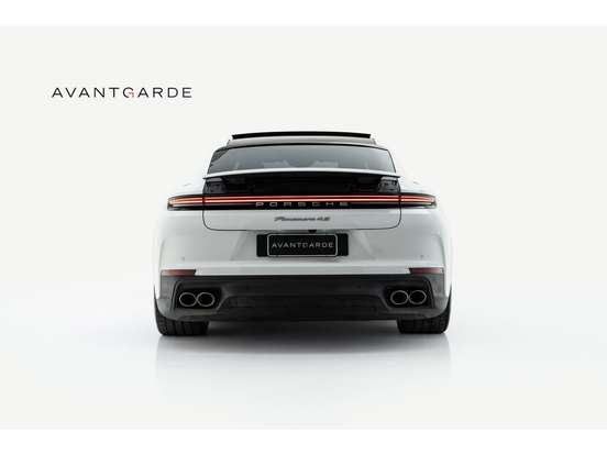 PORSCHE-PANAMERA-2025