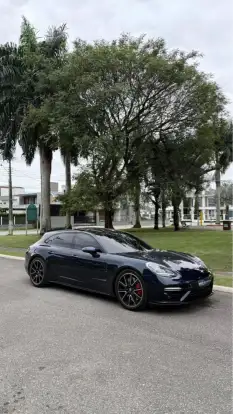 PORSCHE-PANAMERA-2018
