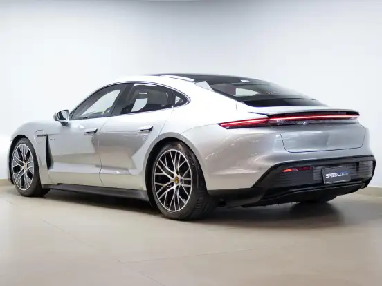 PORSCHE-TAYCAN-ELÉTRICO PORSCHE-TAYCAN-2021