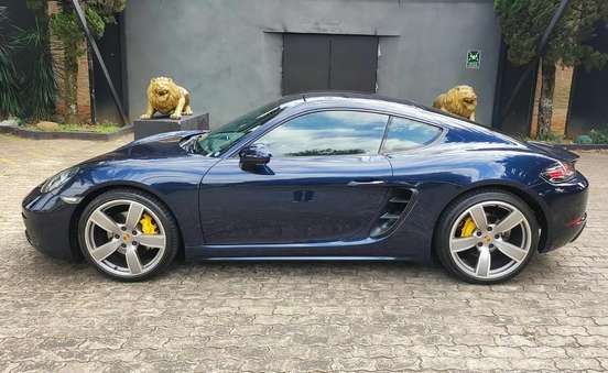 PORSCHE-718-2018