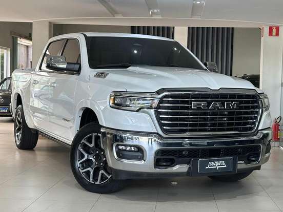 RAM-1500-3.0 HURRICANE 6 BITURBO GASOLINA LARAMIE CD 4X4 AUTOMÁTICO RAM-1500-2024