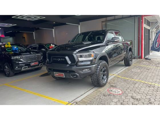 RAM 1500 5.7 V8 GASOLINA REBEL CD 4X4 AUTOMÁTICO