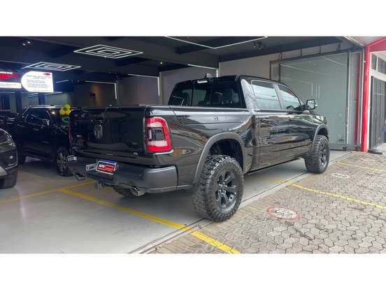 RAM-1500-5.7 V8 GASOLINA REBEL CD 4X4 AUTOMÁTICO RAM-1500-2022
