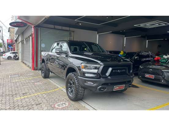 RAM-1500-5.7 V8 GASOLINA REBEL CD 4X4 AUTOMÁTICO RAM-1500-2022