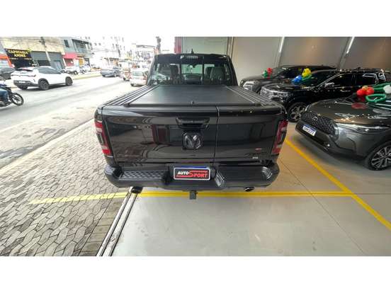 RAM-1500-5.7 V8 GASOLINA REBEL CD 4X4 AUTOMÁTICO RAM-1500-2022