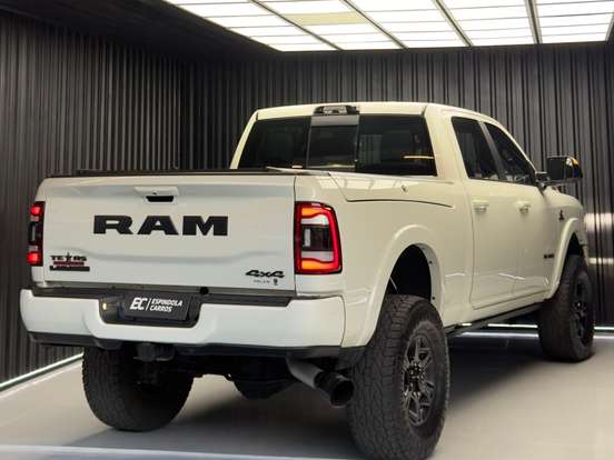 RAM-2500-6.7 I6 TURBO DIESEL NIGHT EDITION CD 4X4 AUTOMÁTICO RAM-2500-2021