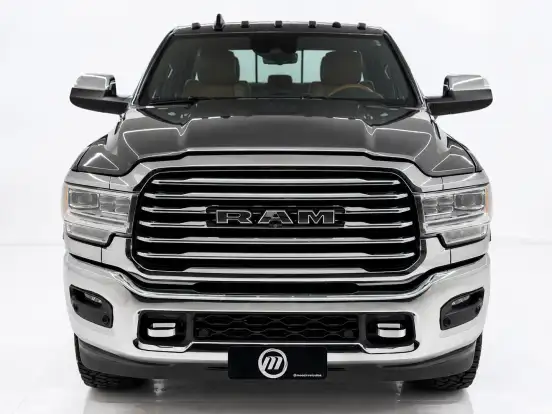 RAM-3500-6.7 I6 TURBO DIESEL LIMITED LONGHORN CD 4X4 AUTOMÁTICO RAM-3500-2022