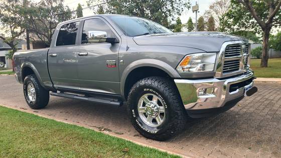 RAM 2500 6.7 LARAMIE 4X4 CD I6 TURBO DIESEL 4P AUTOMÁTICO