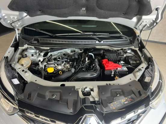 RENAULT-CAPTUR-2021