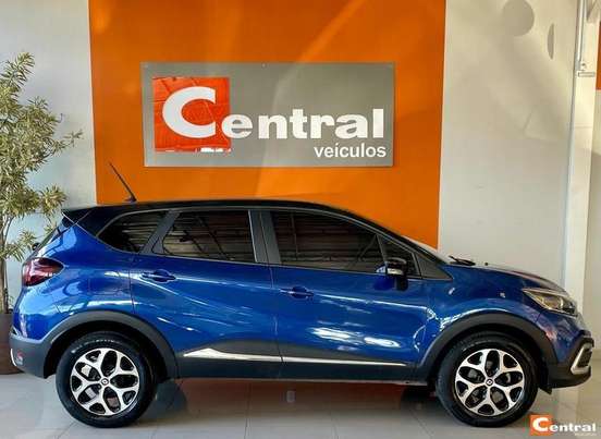 RENAULT-CAPTUR-2021