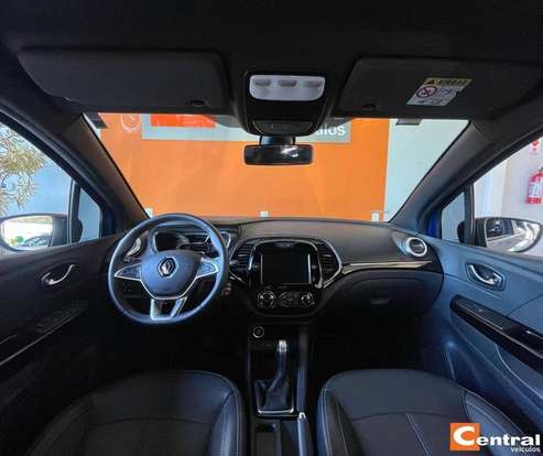 RENAULT-CAPTUR-2021