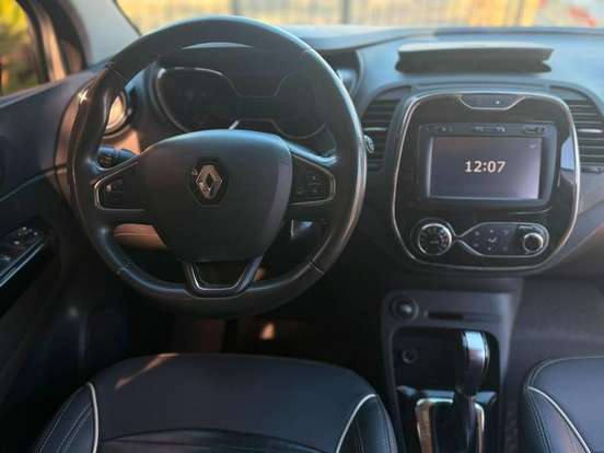 RENAULT-CAPTUR-2018
