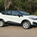 RENAULT CAPTUR 1.6 16V SCE FLEX LIFE X-TRONIC RENAULT CAPTUR 1.6 16V SCE FLEX LIFE X-TRONIC