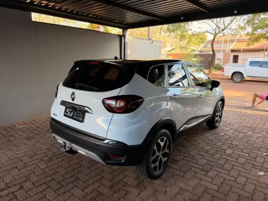 RENAULT-CAPTUR-2019