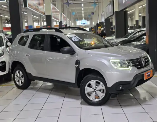 RENAULT-DUSTER-2023
