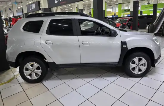 RENAULT-DUSTER-2023