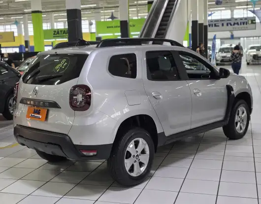 RENAULT-DUSTER-2023
