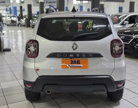 RENAULT-DUSTER-2023