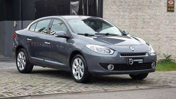 RENAULT FLUENCE 2.0 PRIVILÉGE 16V FLEX 4P AUTOMÁTICO