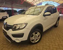 RENAULT SANDERO 1.6 STEPWAY 8V FLEX 4P MANUAL RENAULT SANDERO 1.6 STEPWAY 8V FLEX 4P MANUAL