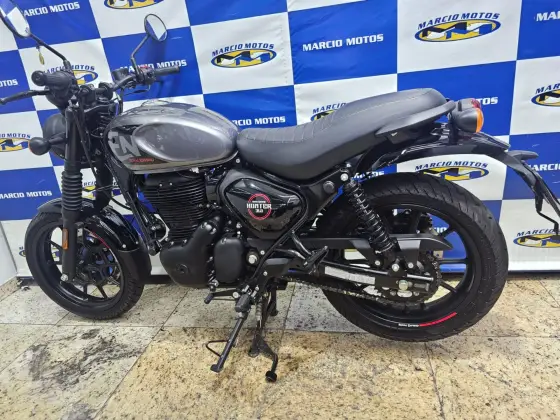 ROYAL ENFIELD HUNTER 350 