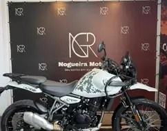 ROYAL ENFIELD HIMALAYAN 450 KAMET WHITE ROYAL ENFIELD HIMALAYAN 450 KAMET WHITE