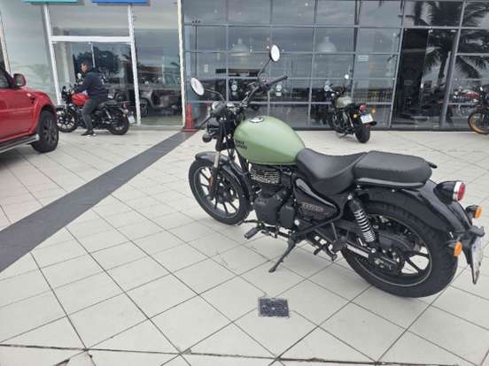 ROYAL ENFIELD-METEOR 350 FIREBALL-2025