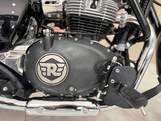 ROYAL ENFIELD-METEOR 650 INTERSTELLAR ROYAL ENFIELD-METEOR 650 INTERSTELLAR-2025