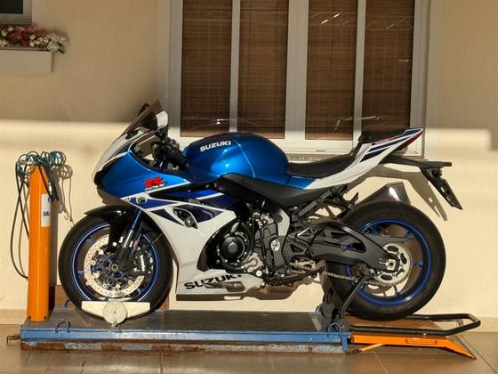 SUZUKI GSX-R1000RAZ 