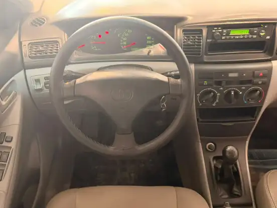 TOYOTA-COROLLA-2005