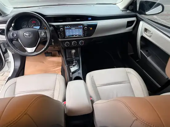 TOYOTA-COROLLA-2017