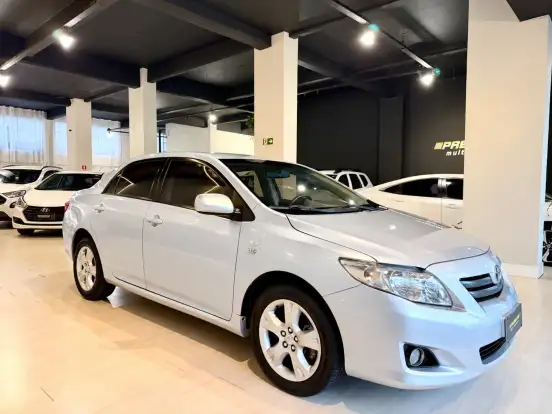 TOYOTA-COROLLA-2010
