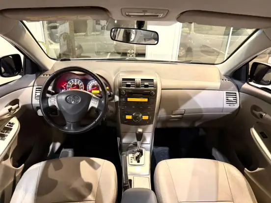 TOYOTA-COROLLA-1.8 GLI 16V FLEX 4P AUTOMÁTICO TOYOTA-COROLLA-2010